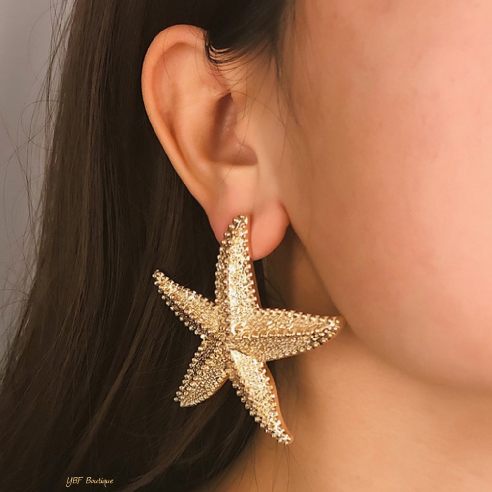 New Big Oversized Gold Starfish Post Fashion Earrings - Picture 8 of 9